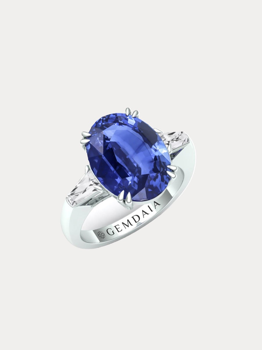 Rare 7ct Blue Sapphire & Diamond Ring - Boutee