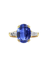 Rare 7ct Blue Sapphire & Diamond Ring - Boutee