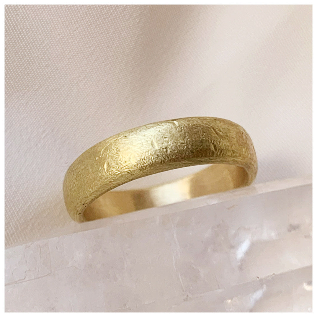 5mm Soft D-shaped Textured Wedding Ring