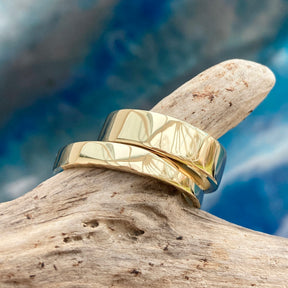 Elements Flat Gold Wedding Band