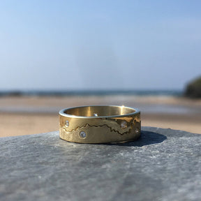 Custom Coastline 18ct Gold Diamond Studded Ring