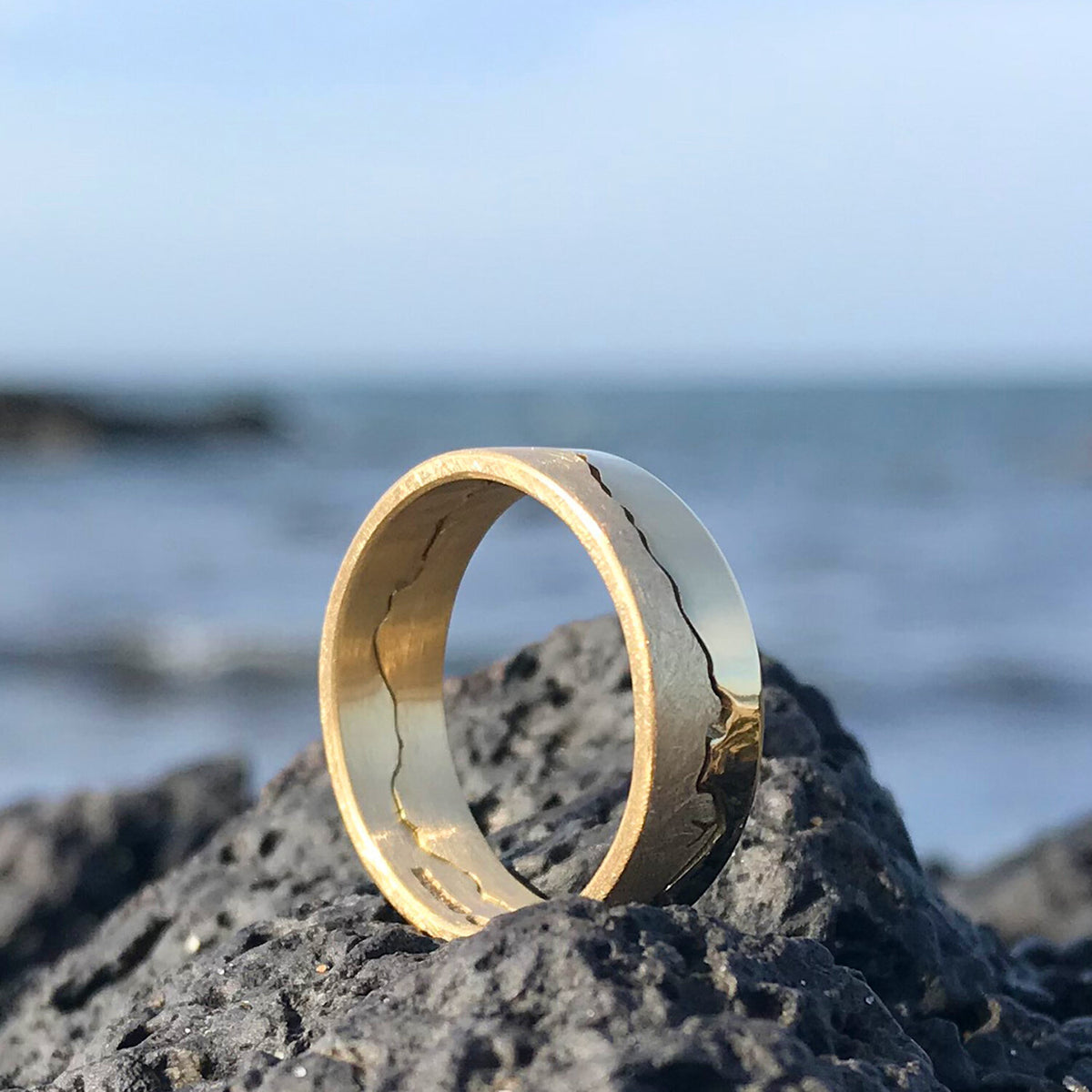 Custom Coastline 18ct Gold Ring