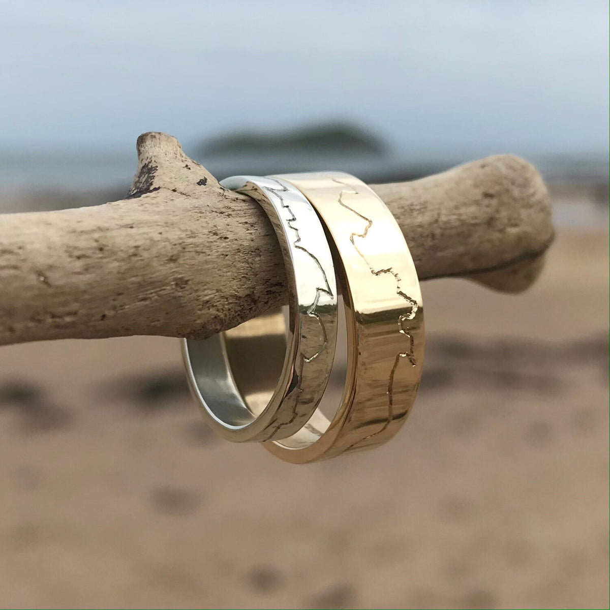 Engraved Coastline Ring in 9ct Gold