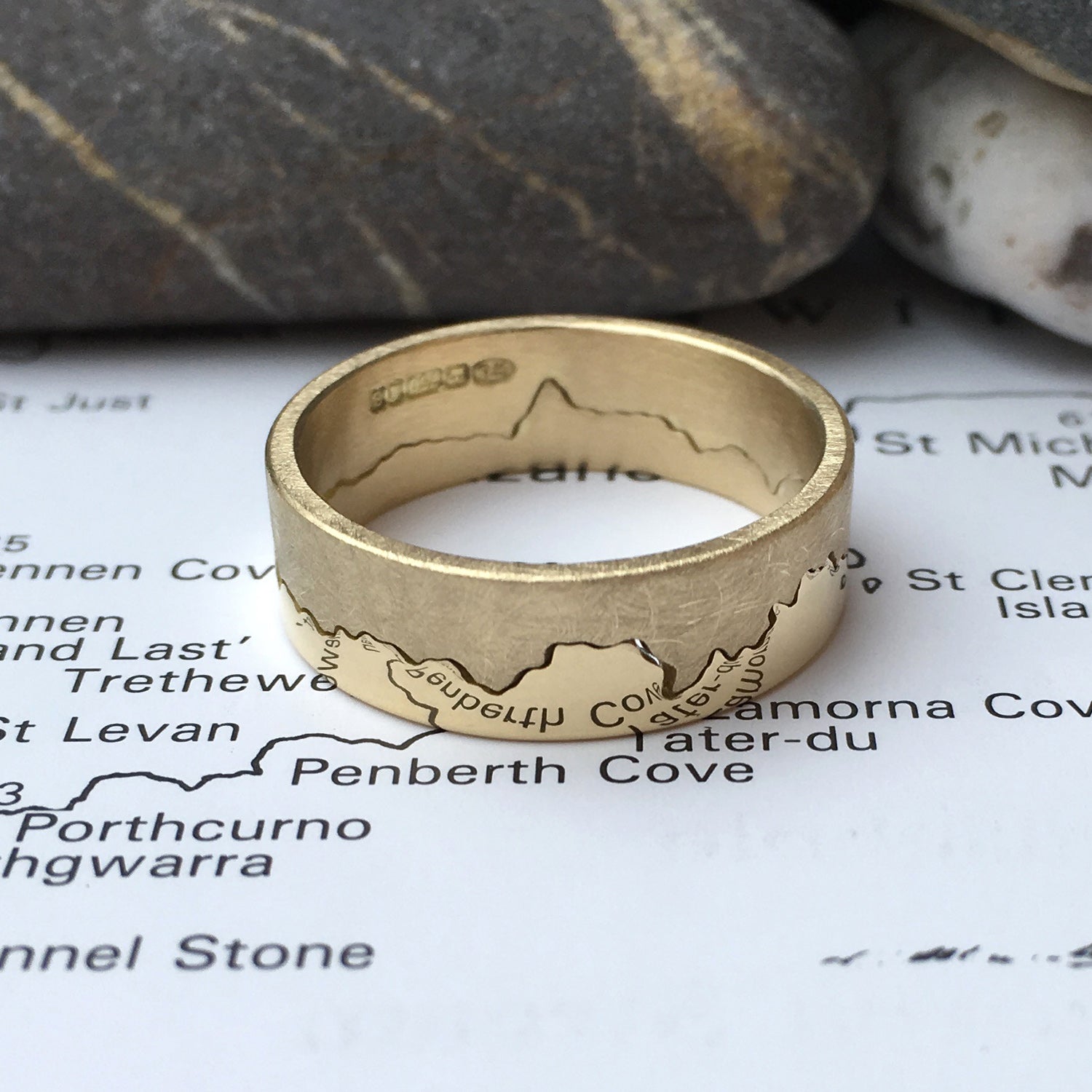 Custom Coastline 18ct Gold Ring