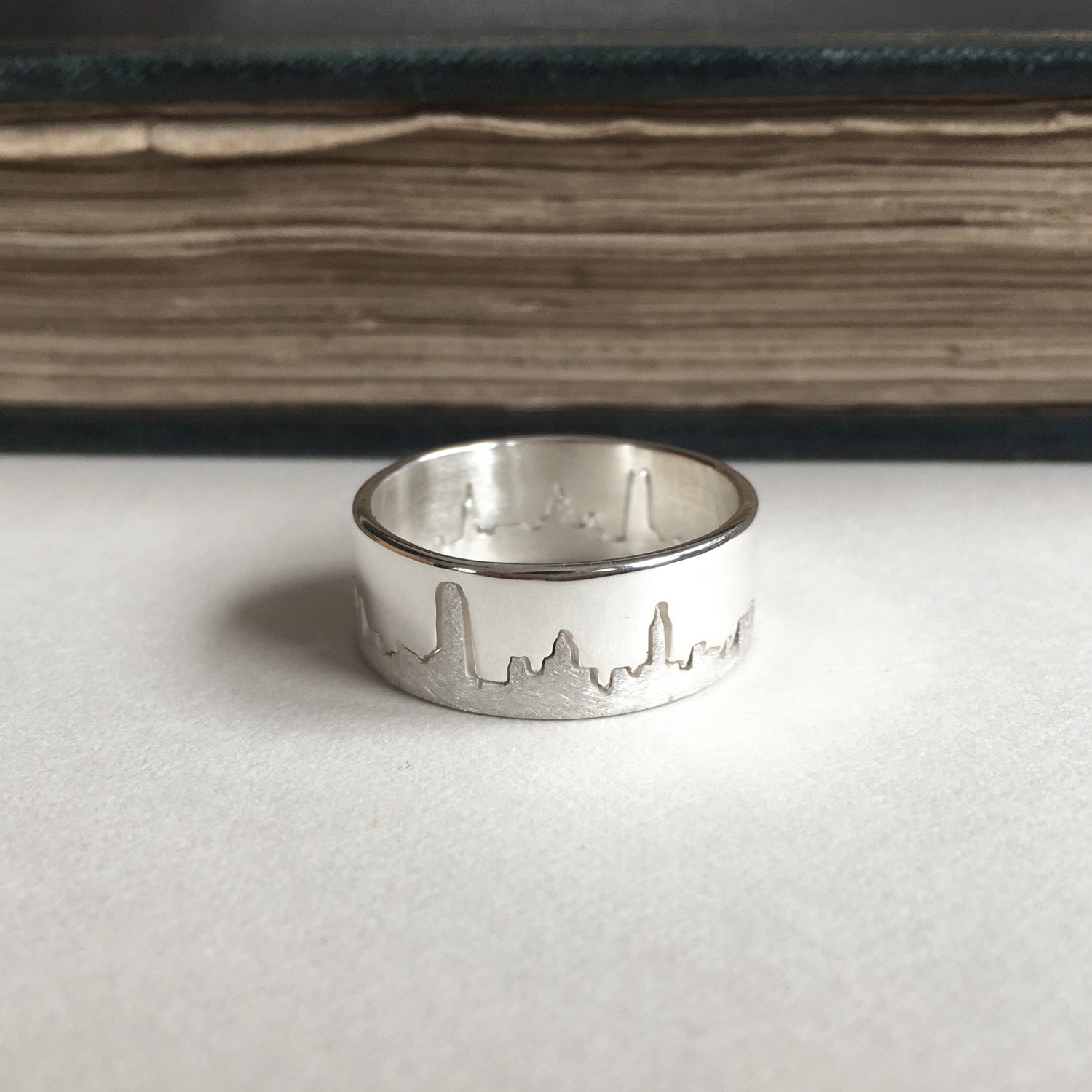 Skyline 9ct White Gold Ring