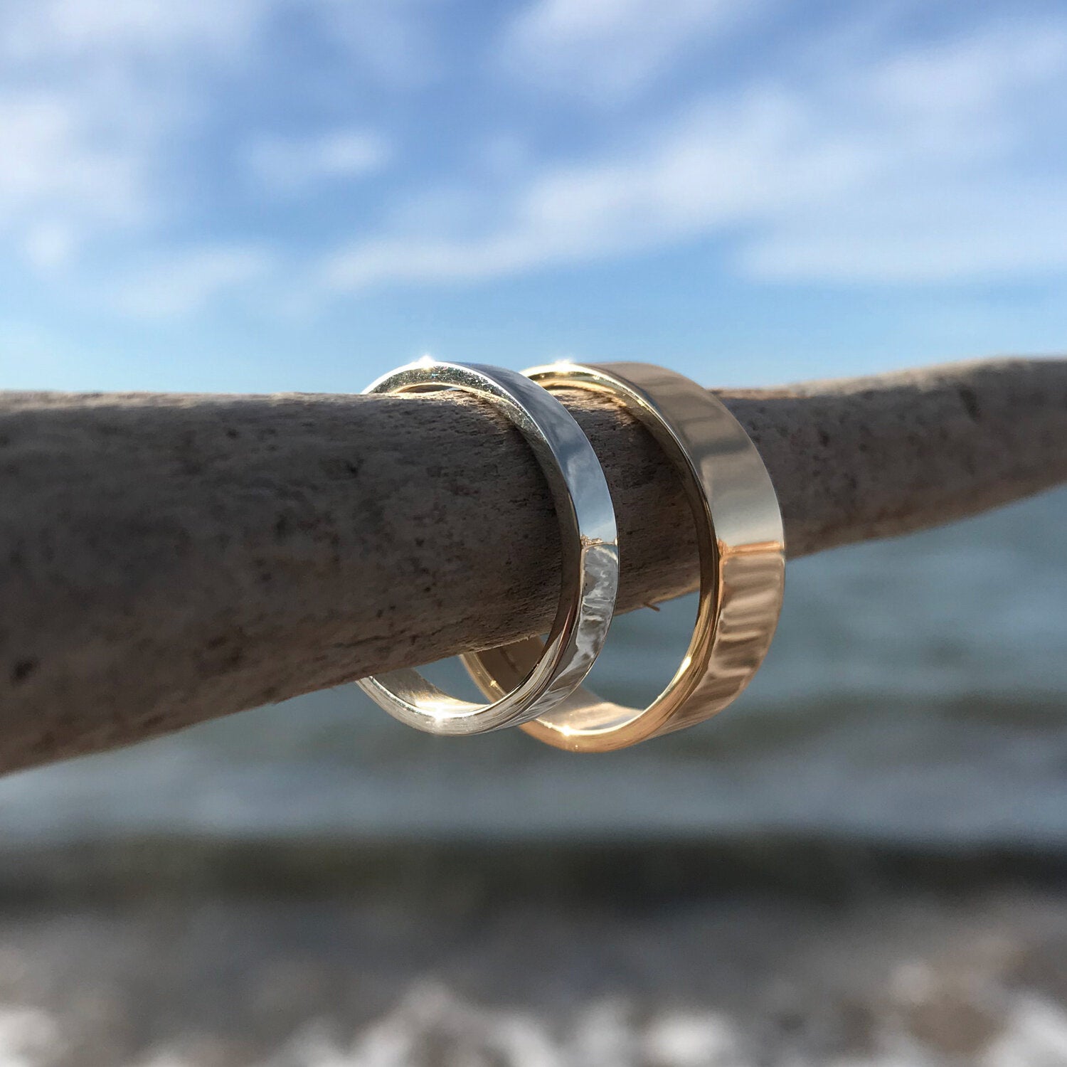 Elements Flat Gold Wedding Band