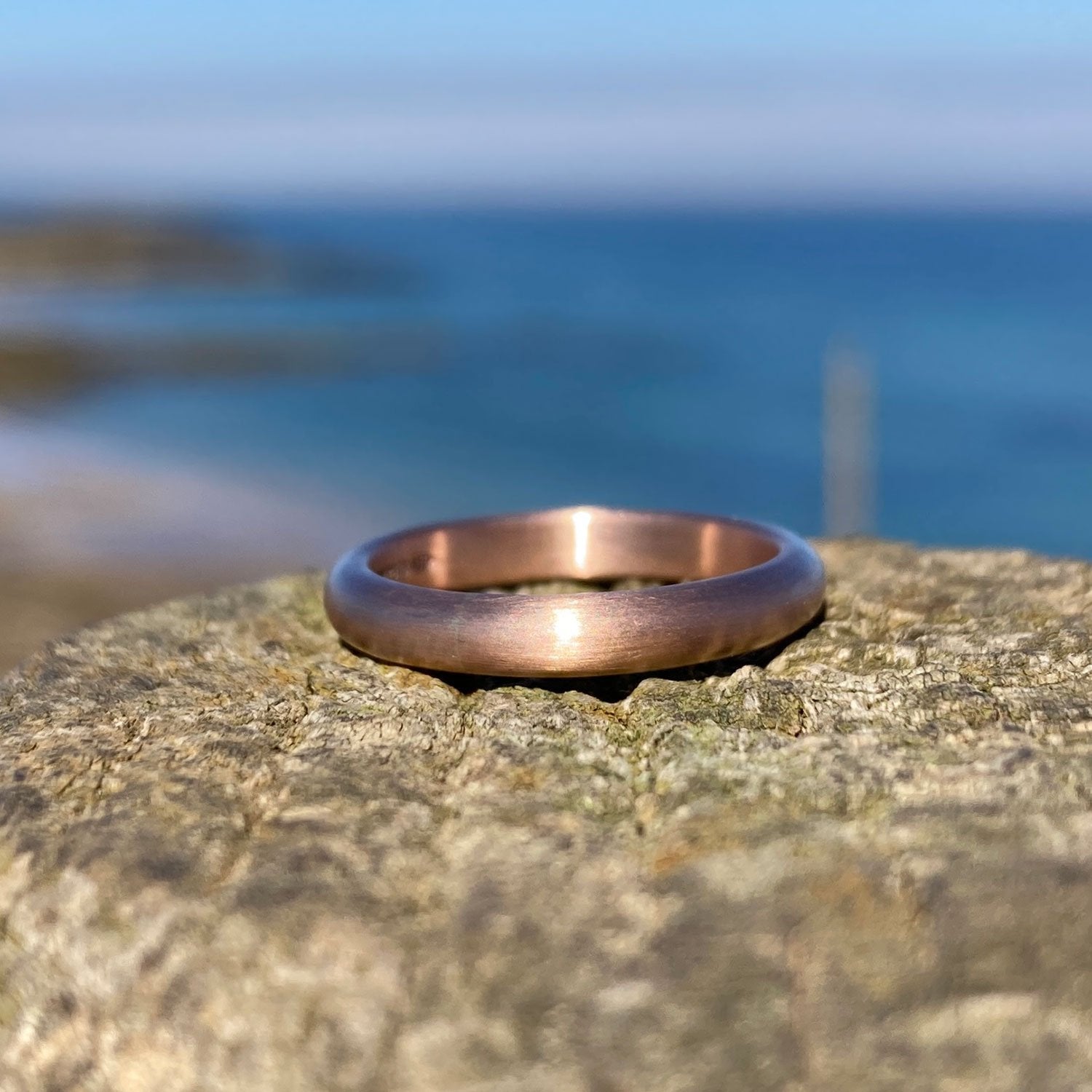 Elements D-Shaped Gold Wedding Band | 9ct or 18ct Yellow, White, or Rose Gold