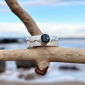 Gemstone Solitaire Silver Coastline Ring