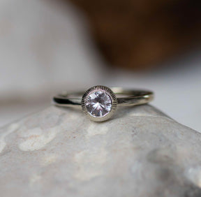 Lavender Sapphire Ring - Boutee