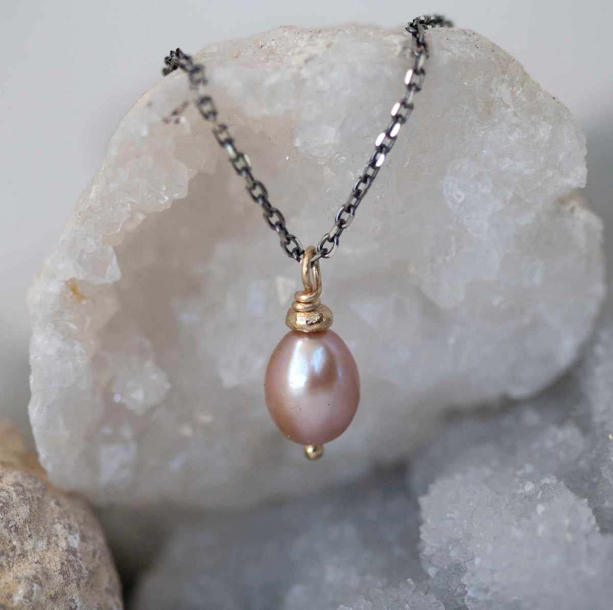 Pink Pearl Necklace - Boutee