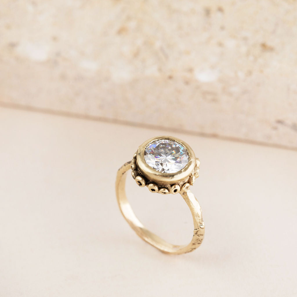 Treasure - Amphitrite Moissanite Solitaire