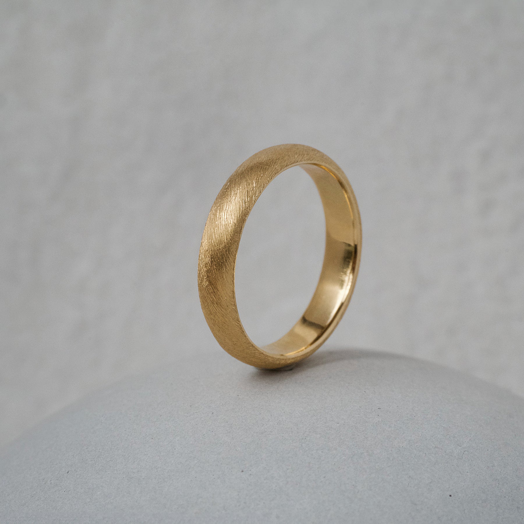 Wave Engraved Court Ring Band