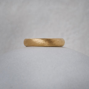 Wave Engraved Court Ring Band