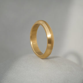 Contour Ring Band