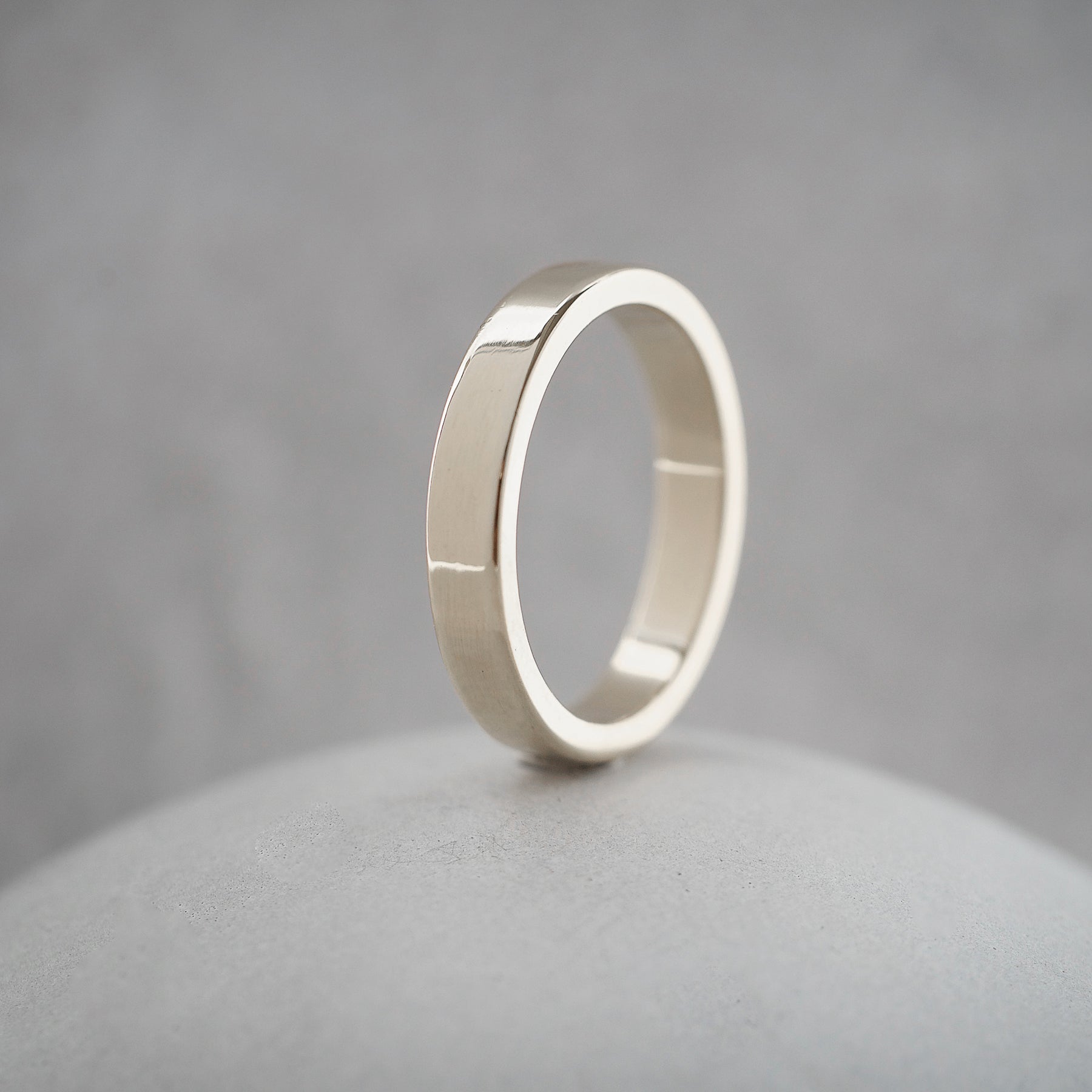 Flat Profile Uniform Ring Band