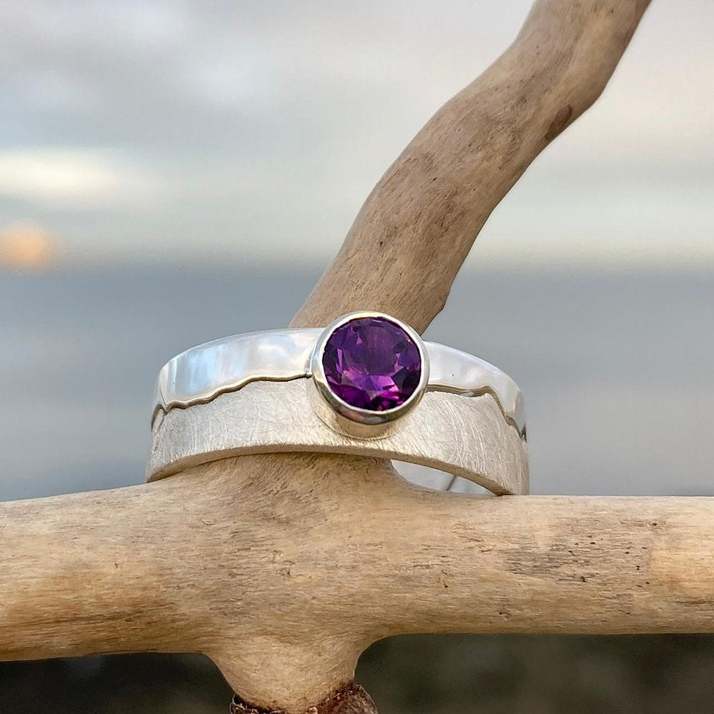 Gemstone Solitaire Silver Coastline Ring