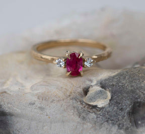 Ruby and Diamond Ring - Boutee