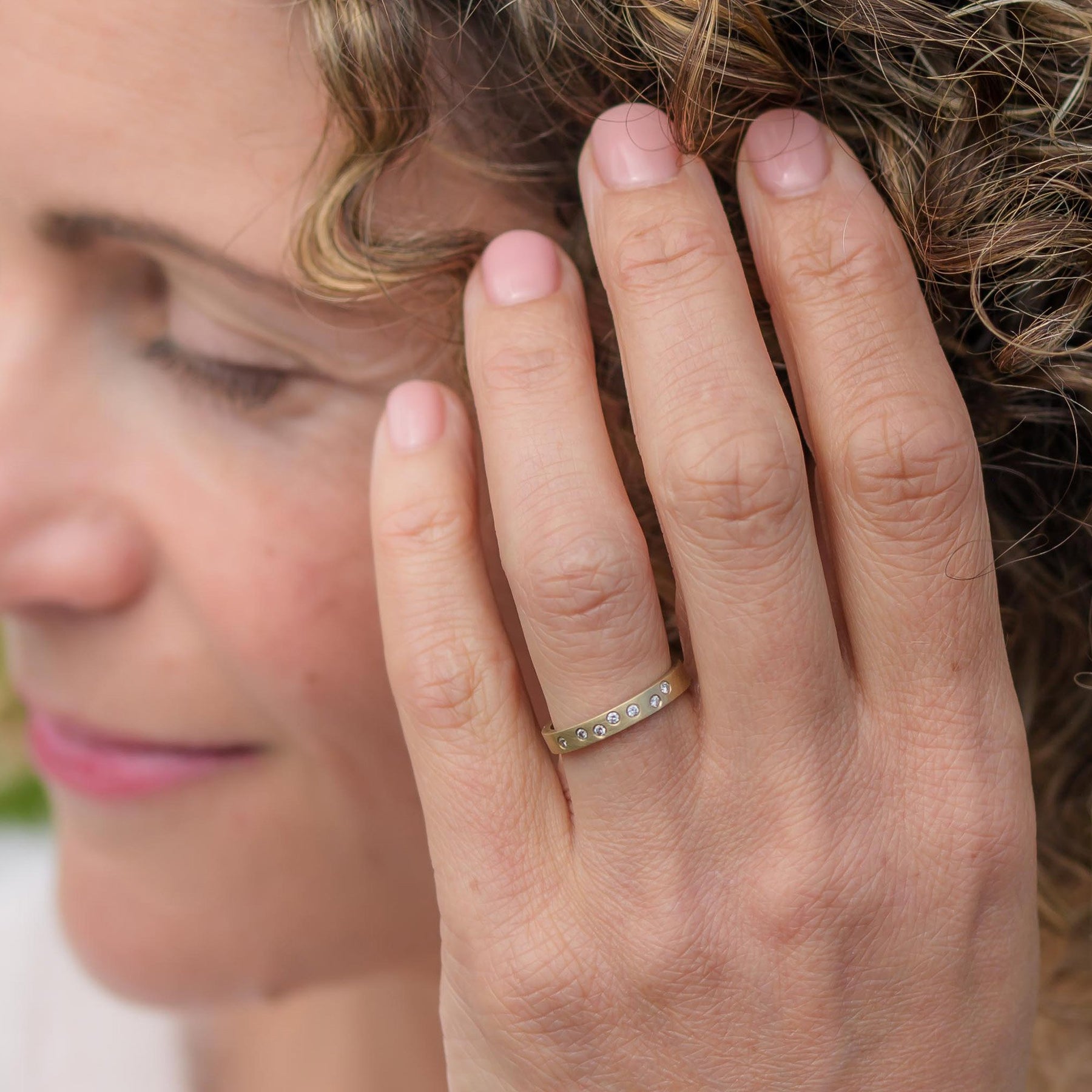 Scattered Diamond Gold Ring