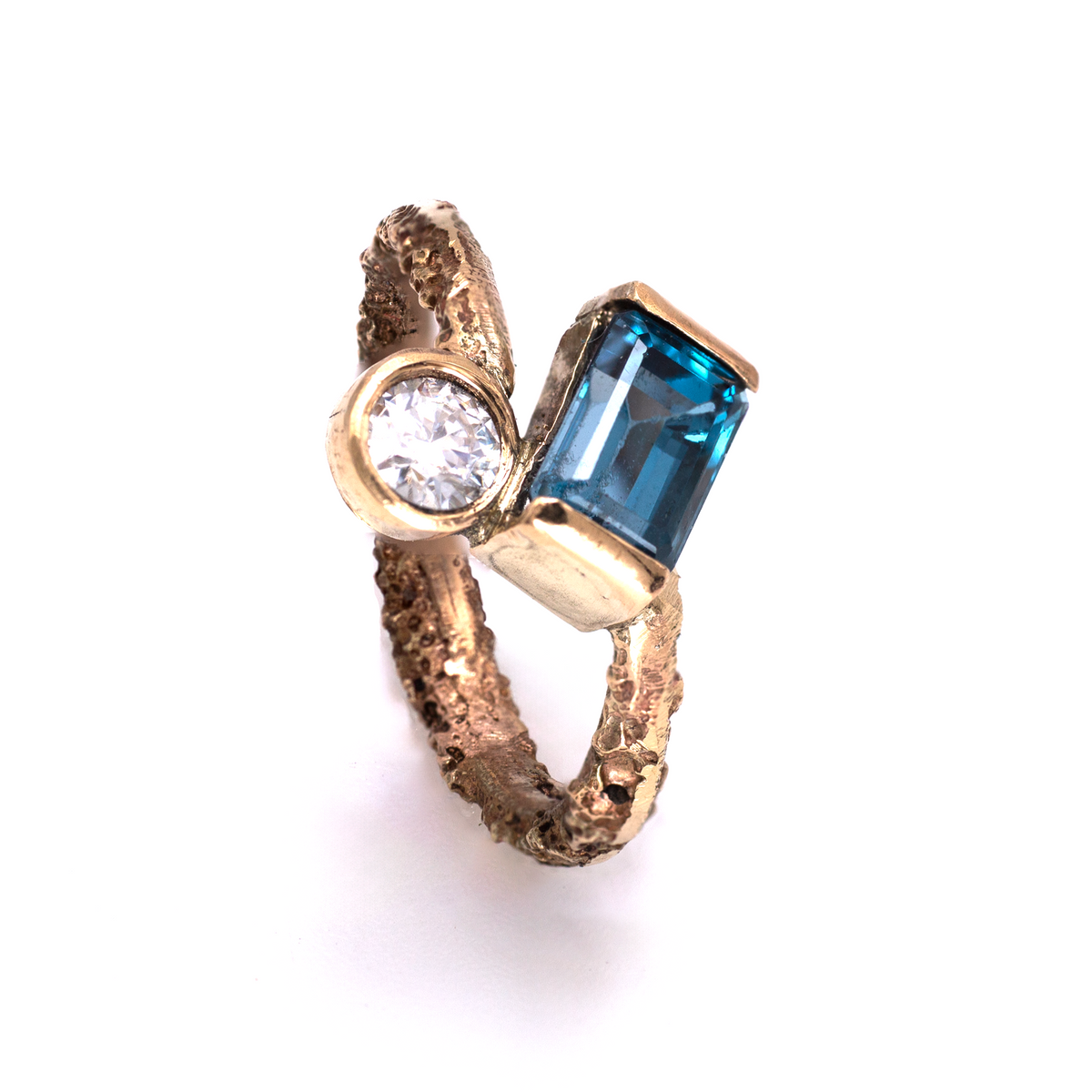 Toi et Moi Ring 3 - Topaz & Moissanite - Boutee