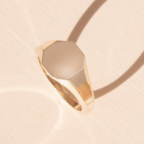 Kore Faceted Signet Ring - Boutee