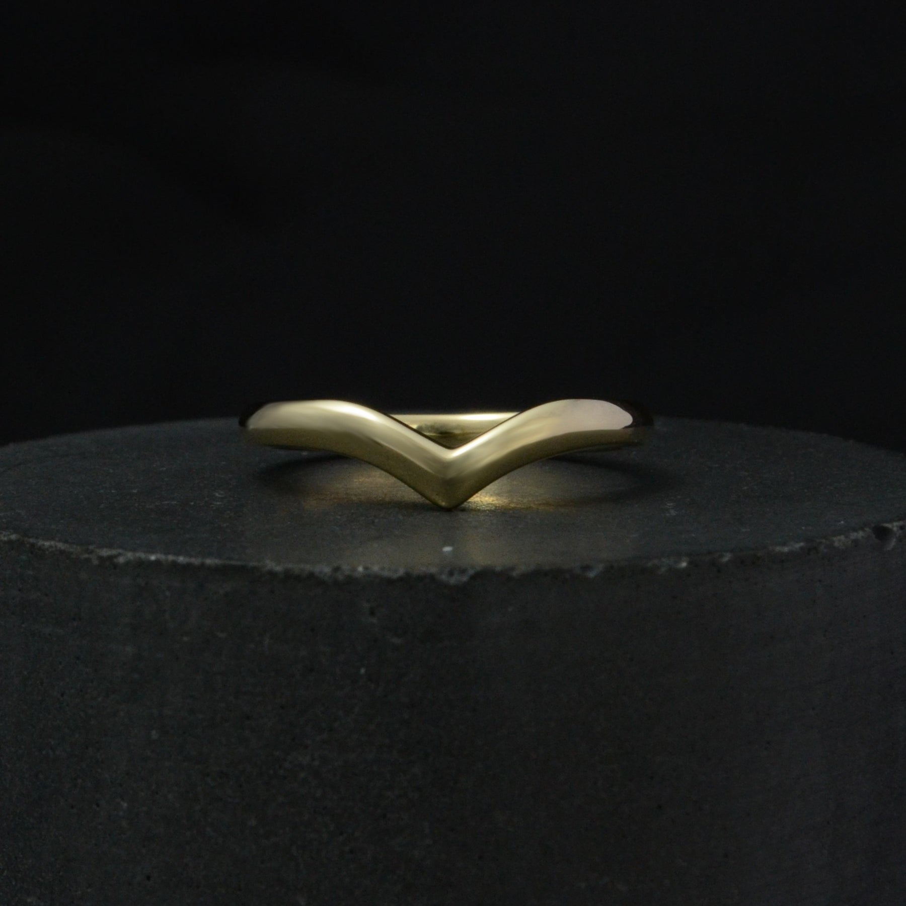 Rae - Wishbone Wedding Ring - Boutee